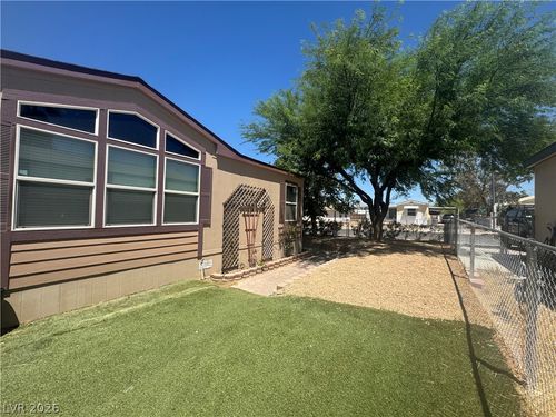 6253 Mount Rainier Ave, Las Vegas, NV, 89156-5917 | Card Image