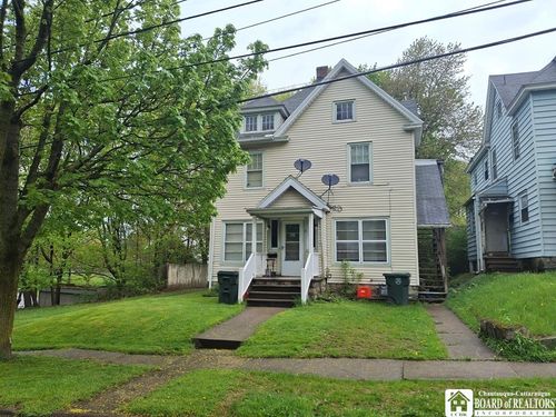 11 Prather Ave, Jamestown, NY, 14701-6707 | Card Image