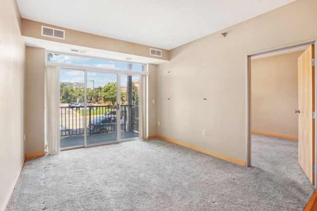 APT-112 - 2600 University Ave Se, Condo with 2 bedrooms, 2 bathrooms and null parking in Minneapolis MN | Image 4