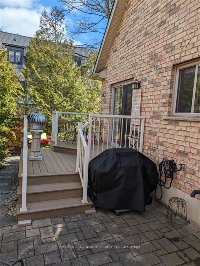 1 - 195 Wilson St W, House other with 2 bedrooms, 4 bathrooms and 2 parking in Ancaster ON | Image 31