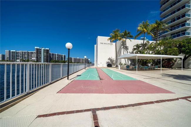 412A - 3800 S Ocean Dr, Condo with 2 bedrooms, 2 bathrooms and null parking in Hollywood FL | Image 54