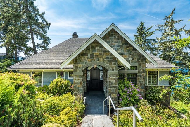 1050 Roxview Crt, House other with 4 bedrooms, 6 bathrooms and 3 parking in Sooke BC | Image 13
