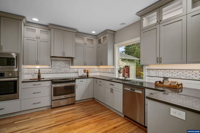1675 Fir St S, House other with 5 bedrooms, 3 bathrooms and null parking in Salem OR | Image 22