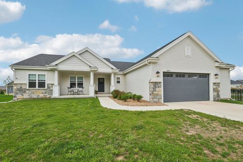 6655 Royal View Dr, DEFOREST, WI, 53532-2776 | Card Image