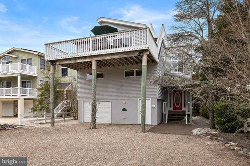 20 E 8th St, Barnegat Light, NJ, 08006-1446 | Card Image