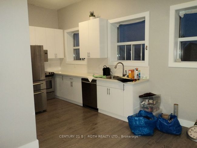 2A - 76 Mississaga St W, Home with 2 bedrooms, 1 bathrooms and 1 parking in Orillia ON | Image 7