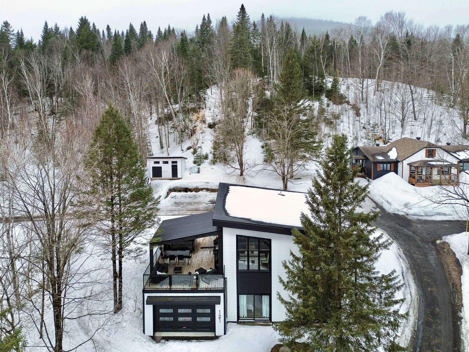 Residential in Sainte-Brigitte-de-Laval 3