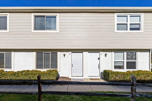 c-19 Hedgerow Ln, Delaware, OH, 43015-2282 | Card Image