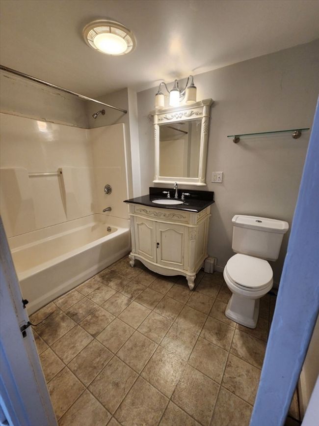 981 River Rd, Home with 4 bedrooms, 3 bathrooms and 5 parking in Marstons Mills MA | Image 23