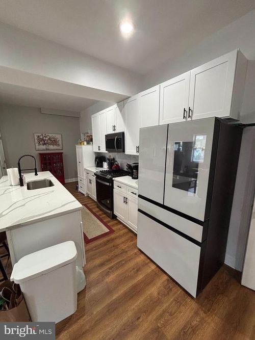 4002 Boarman Ave, BALTIMORE, MD, 21215-4935 | Card Image