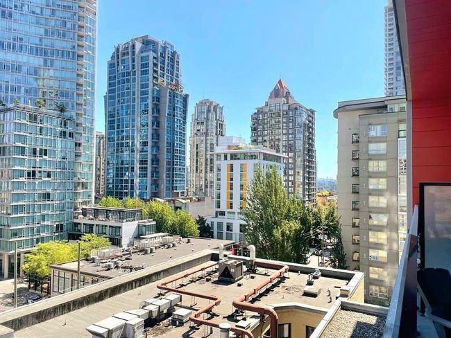 7oo - 1325 Rolston Street, Condo with 2 bedrooms, 0 bathrooms and 1 parking in Vancouver BC | Image 27