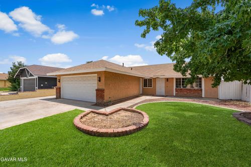 716 E Avenue J5, Lancaster, CA, 93535-4184 | Card Image