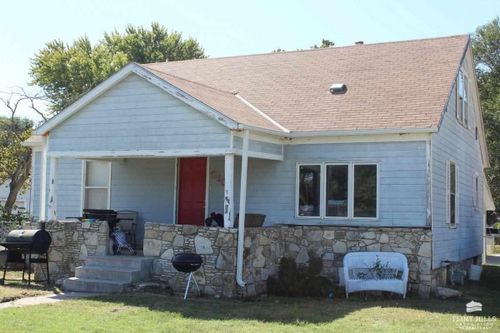 210 Linden St, Ogden, KS, 66517-4029 | Card Image