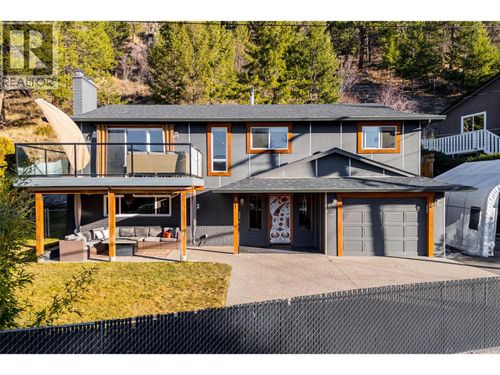 113 Clifton Rd, Kelowna, BC, V1V1A3 | Card Image