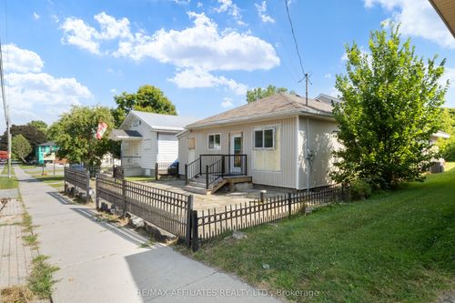 79 George St, Lanark, ON, K0G1K0 | Card Image