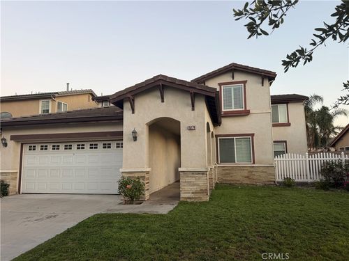 15179 Cerritos St, Fontana, CA, 92336-4463 | Card Image