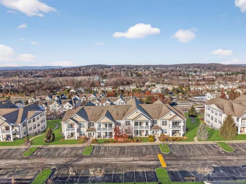 2408 Bennington Dr, Fishkill, NY, 12524-4987 | Card Image