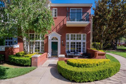 2443 Swanfield Ct, Thousand Oaks, CA, 91361-5089 | Card Image