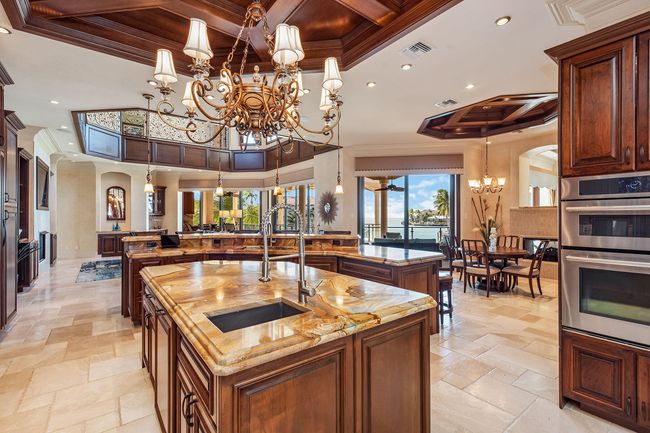 1547 Caxambas Dr, House other with 5 bedrooms, 7 bathrooms and null parking in Marco Island FL | Image 12