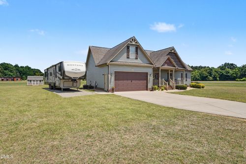 3587 Hannah Creek Rd, Benson, NC, 27504-5905 | Card Image