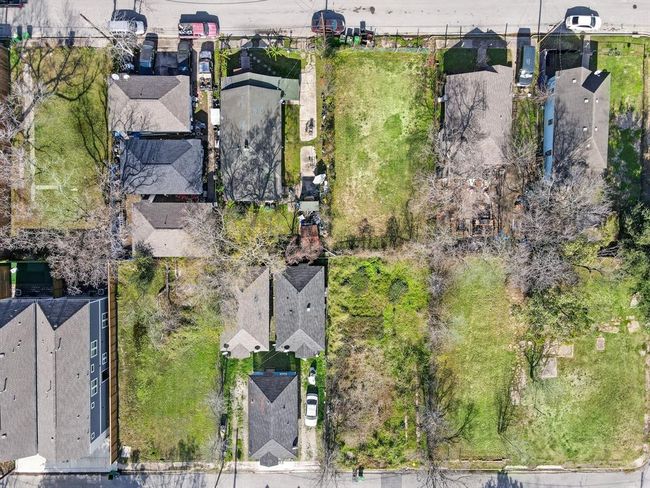 3230 Bremond St, Home with 2 bedrooms, 1 bathrooms and null parking in Houston TX | Image 13