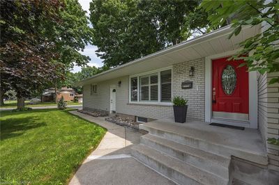 420 Bernice Dr, House other with 3 bedrooms, 2 bathrooms and 6 parking in Kingston ON | Image 2