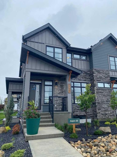7083 Rangeview Avenue Se, Calgary, AB, T3S0R1 | Card Image