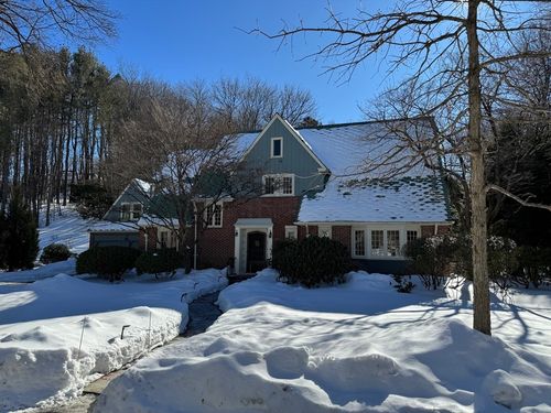 49 Metcalf St, Worcester, MA, 01609-1656 | Card Image