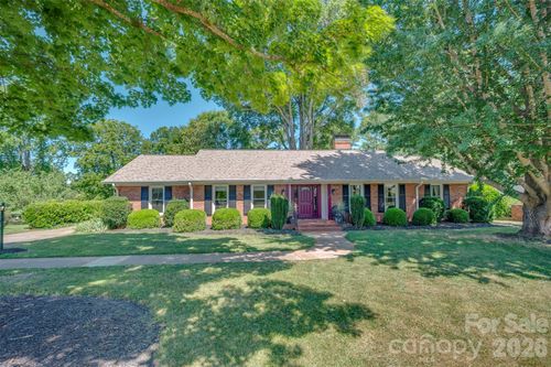 271 Mccall Dr, Forest City, NC, 28043-3303 | Card Image