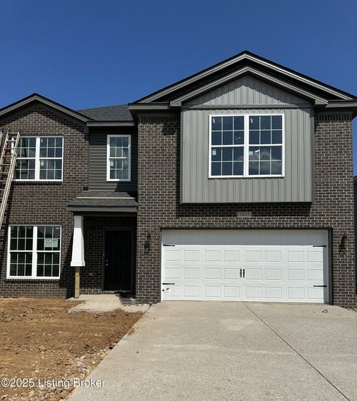 7825 Copper Drift Way, Louisville, KY, 40291-8417 | Card Image