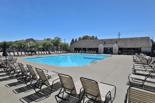 105B - 5344 Ambrosia Ave, Condo with 2 bedrooms, 3 bathrooms and null parking in Columbus OH | Image 40