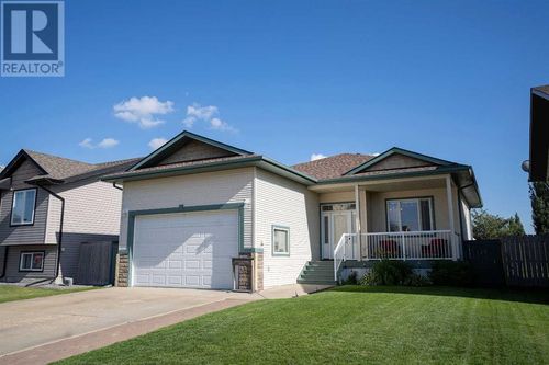 4713 Westbrooke Rd, Blackfalds, AB, T4M0K4 | Card Image