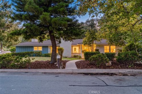 3747 El Lado Dr, Glendale, CA, 91208-1006 | Card Image