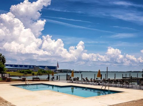 apt-96-3535 Nasa Pkwy, Seabrook, TX, 77586-6429 | Card Image