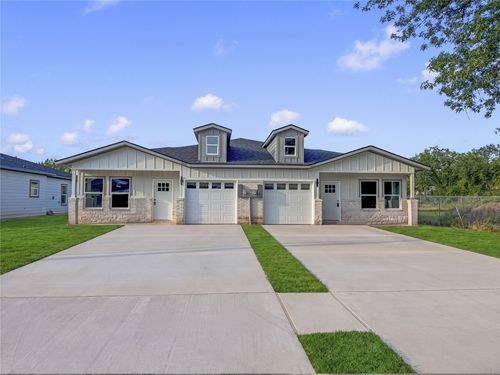 3201 Bourland St, Greenville, TX, 75401-1201 | Card Image