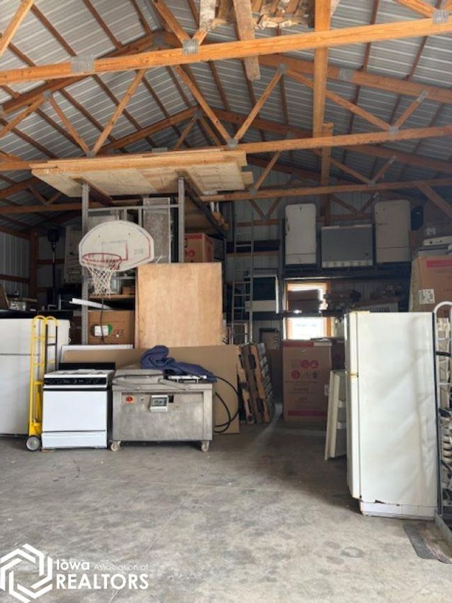 20170 Highway 2, Home with 5 bedrooms, 4 bathrooms and null parking in Bloomfield IA | Image 49