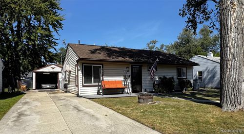 61 E Brickley Ave, Hazel Park, MI, 48030-1137 | Card Image