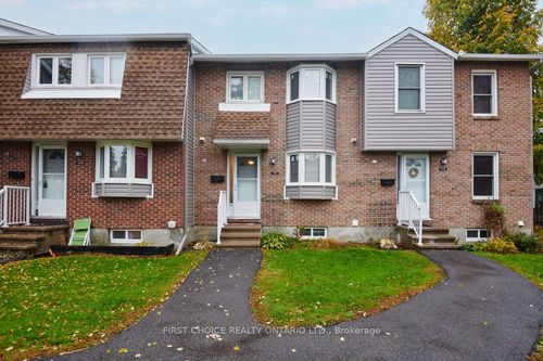 1771C Lamoureux Dr, Orleans, ON, K1E2N5 | Card Image