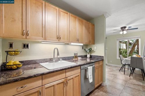 apt-80-2704 Oak Rd, Walnut Creek, CA, 94597-2854 | Card Image