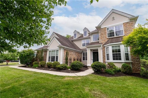 780 Ramblewood Dr, Forks Twp, PA, 18040-6214 | Card Image