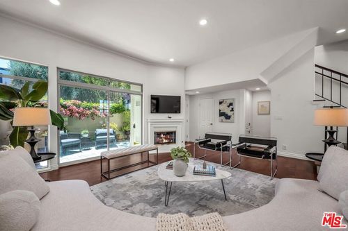 apt-4-14101 Dickens St, Sherman Oaks, CA, 91423-4253 | Card Image