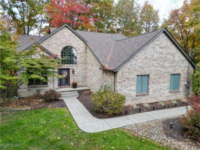 370 Wilcox Road, House other with 4 bedrooms, 2 bathrooms and null parking in Austintown OH | Image 1