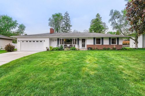 500 Sumter Ave S, Golden Valley, MN, 55426-1418 | Card Image