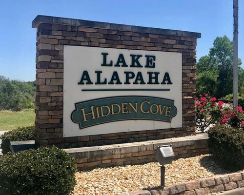 5994 Lake Shore Dr, Naylor, GA, 31641-2562 | Card Image