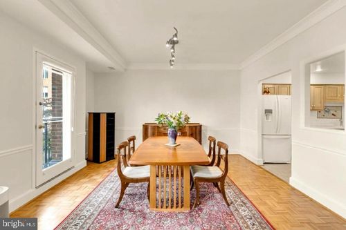c400-8101 Connecticut Ave, CHEVY CHASE, MD, 20815-2832 | Card Image