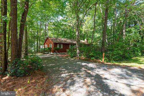 32 Whaler Ln, OCEAN PINES, MD, 21811-1609 | Card Image
