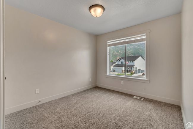 182 W Braeburn Ln, House other with 4 bedrooms, 3 bathrooms and 2 parking in Santaquin UT | Image 16