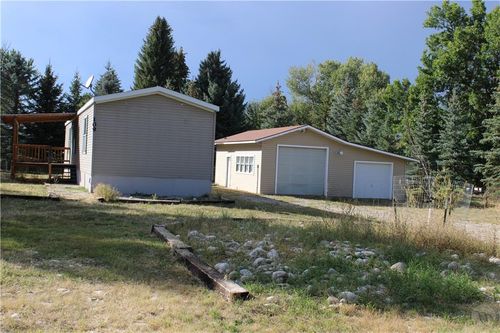 109 N 3rd St, Roberts, MT, 59070 | Card Image