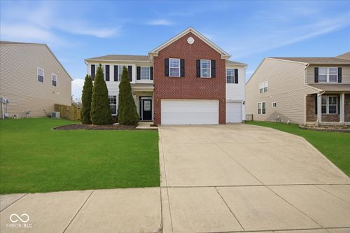 15785 Symphony Blvd, Noblesville, IN, 46060-4399 | Card Image