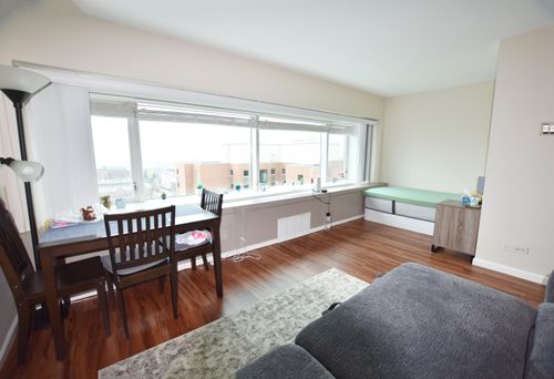 apt-17b-555 E William St, Ann Arbor, MI, 48104-2427 | Card Image